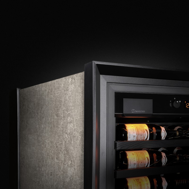 royale-the-best-wine-cabinet-in-the-world (19)