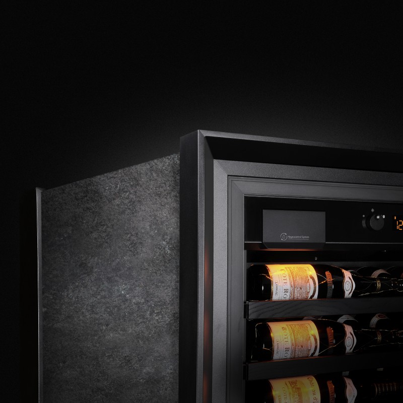 royale-the-best-wine-cabinet-in-the-world (22)